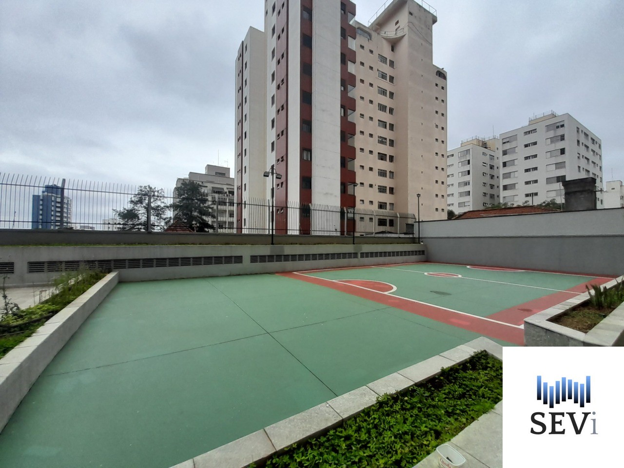 Apartamento à venda com 3 quartos, 200m² - Foto 12