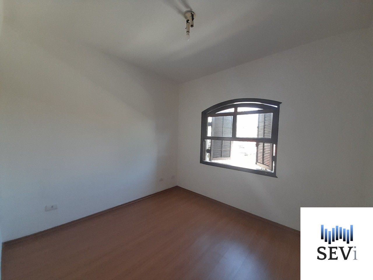 Casa à venda com 3 quartos, 250m² - Foto 43