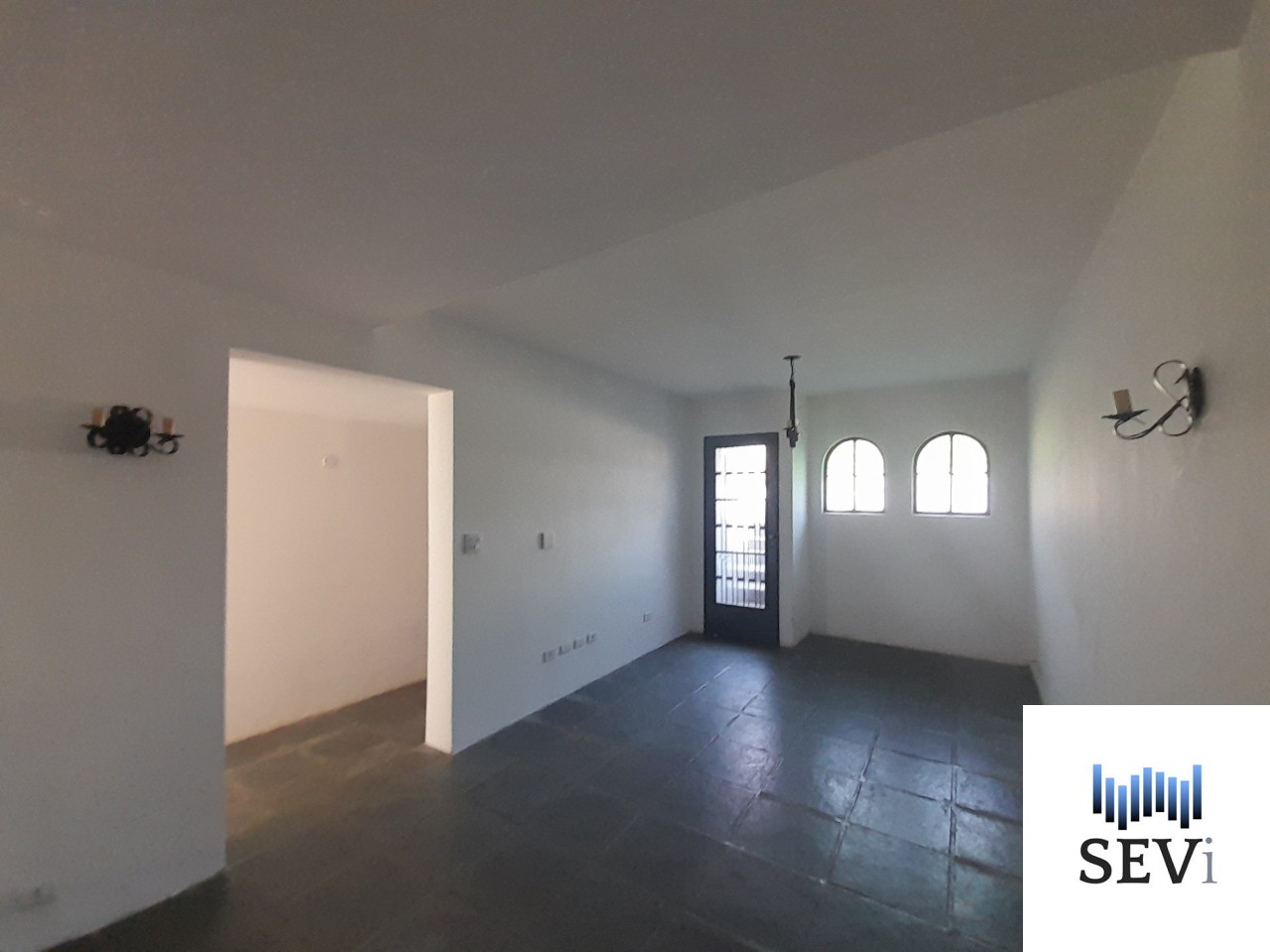 Casa à venda com 3 quartos, 250m² - Foto 10