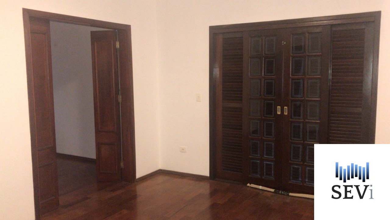 Casa à venda com 3 quartos, 500m² - Foto 10