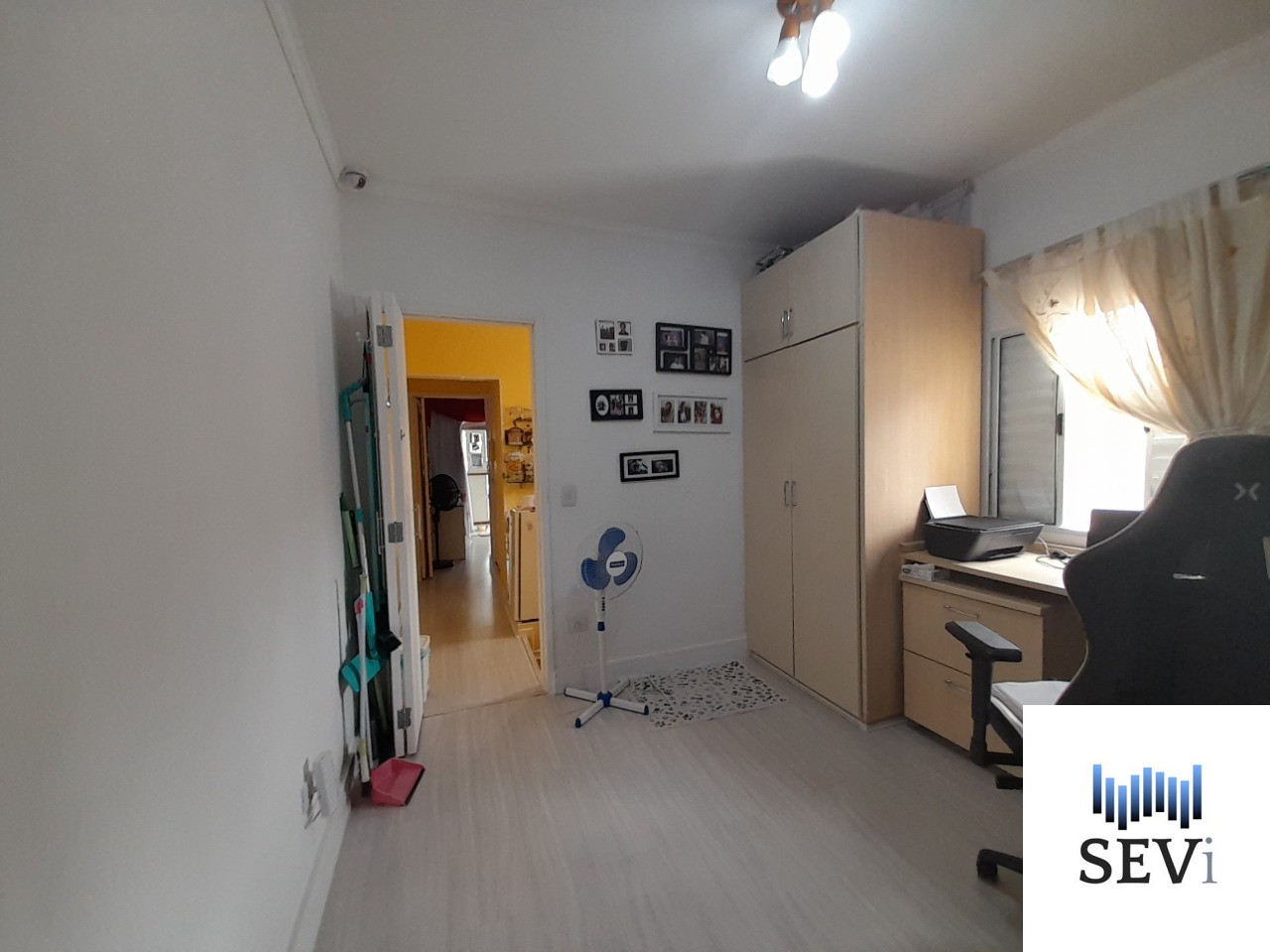 Casa à venda com 3 quartos, 200m² - Foto 32