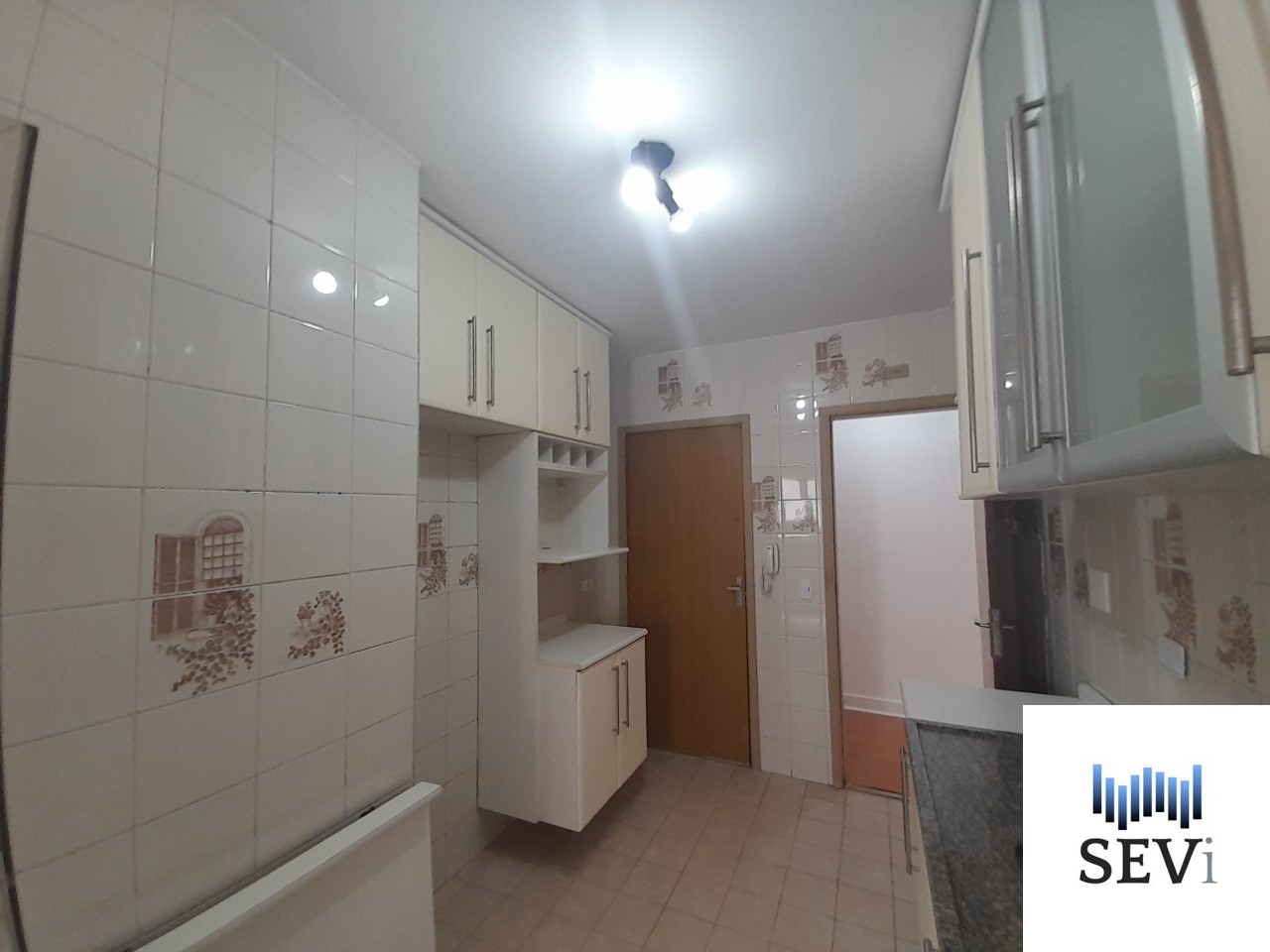 Apartamento à venda com 3 quartos, 76m² - Foto 18