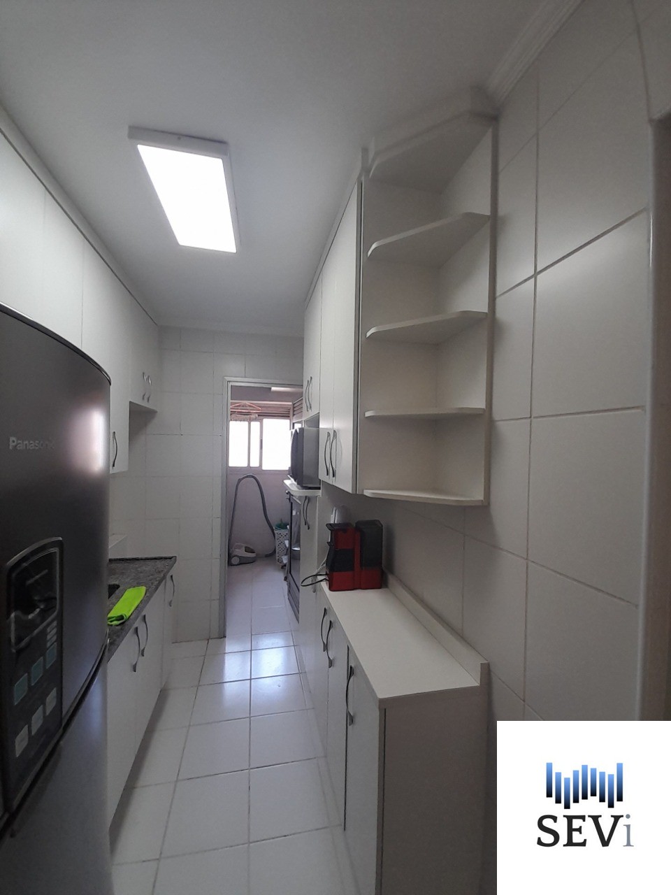 Apartamento à venda com 3 quartos, 70m² - Foto 3