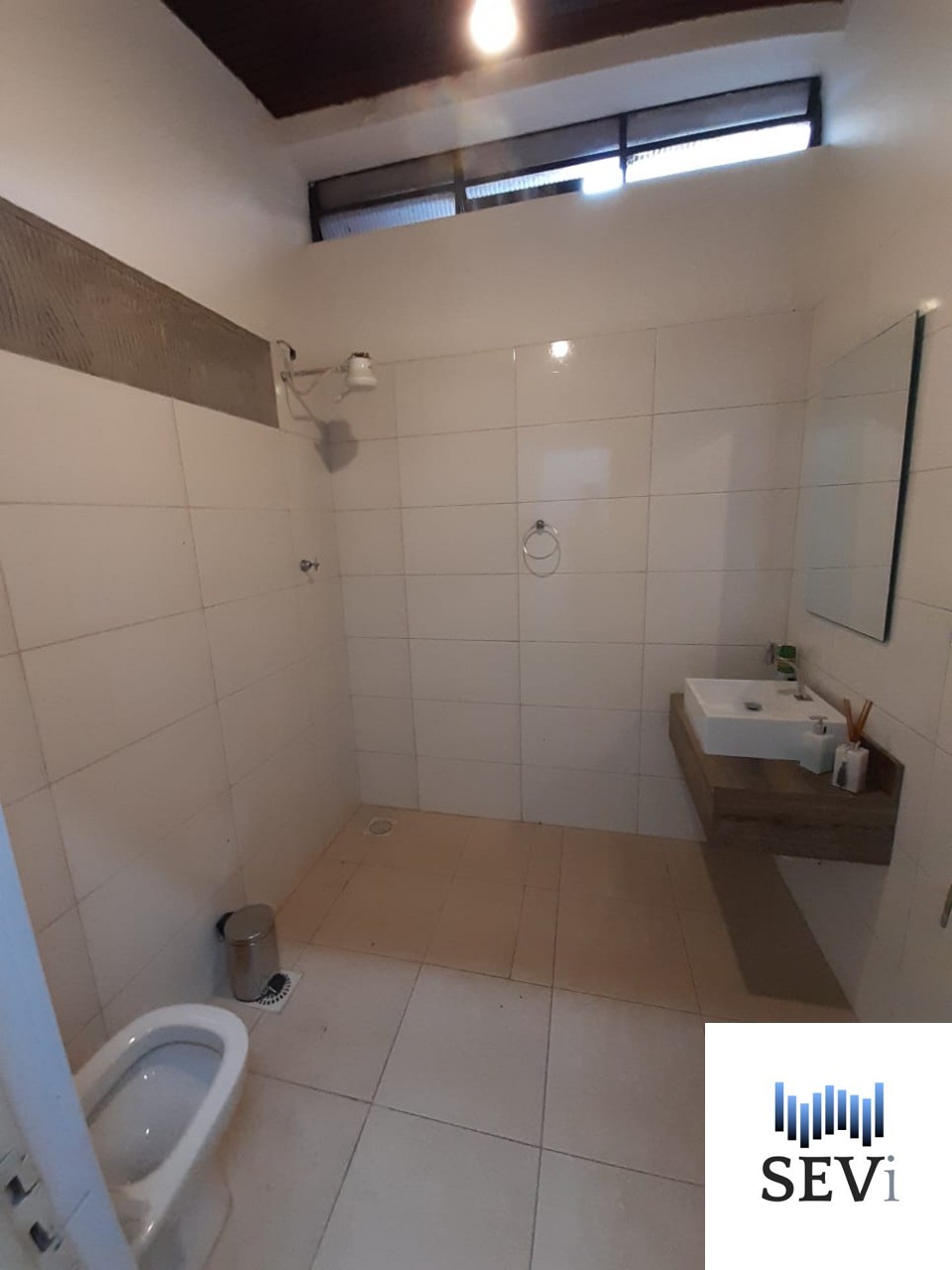 Casa à venda com 3 quartos, 270m² - Foto 11