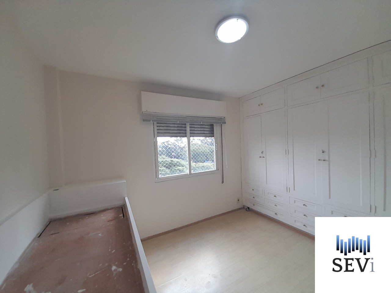 Apartamento à venda com 3 quartos, 113m² - Foto 8