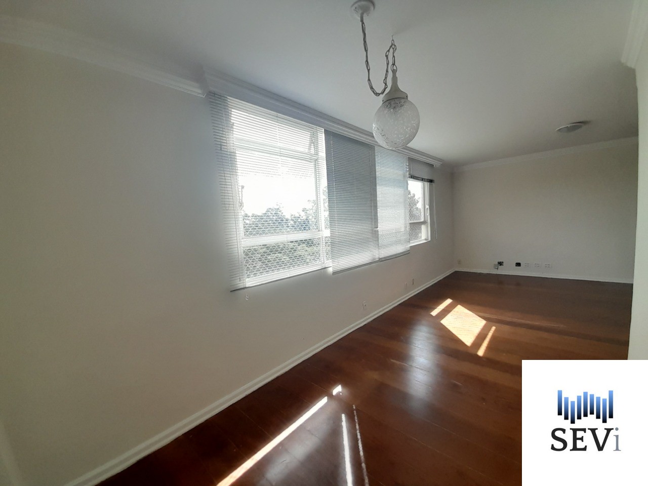 Apartamento à venda com 3 quartos, 113m² - Foto 4