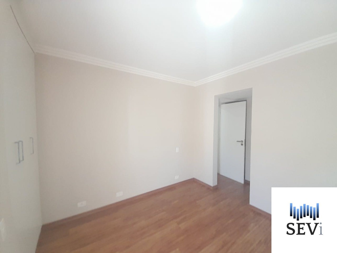 Apartamento à venda com 2 quartos, 80m² - Foto 35