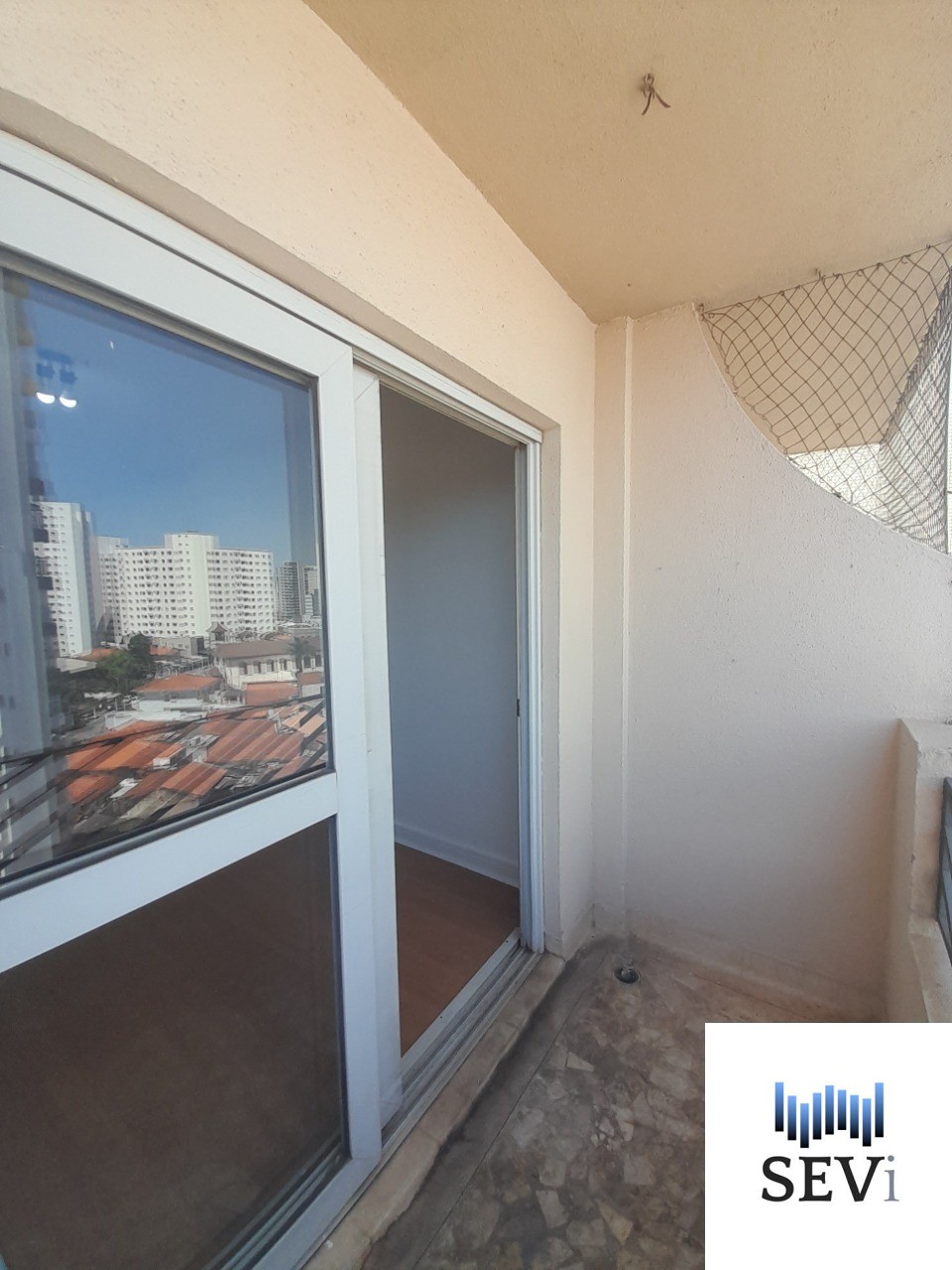 Apartamento à venda e aluguel com 2 quartos, 76m² - Foto 11