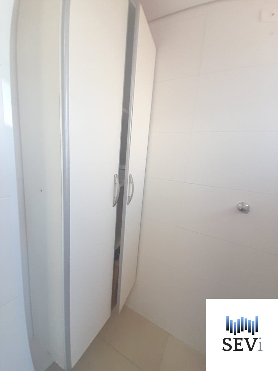 Apartamento à venda com 2 quartos, 80m² - Foto 17