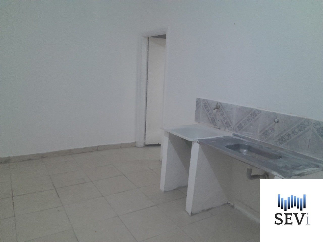 Apartamento à venda e aluguel com 1 quarto, 50m² - Foto 2