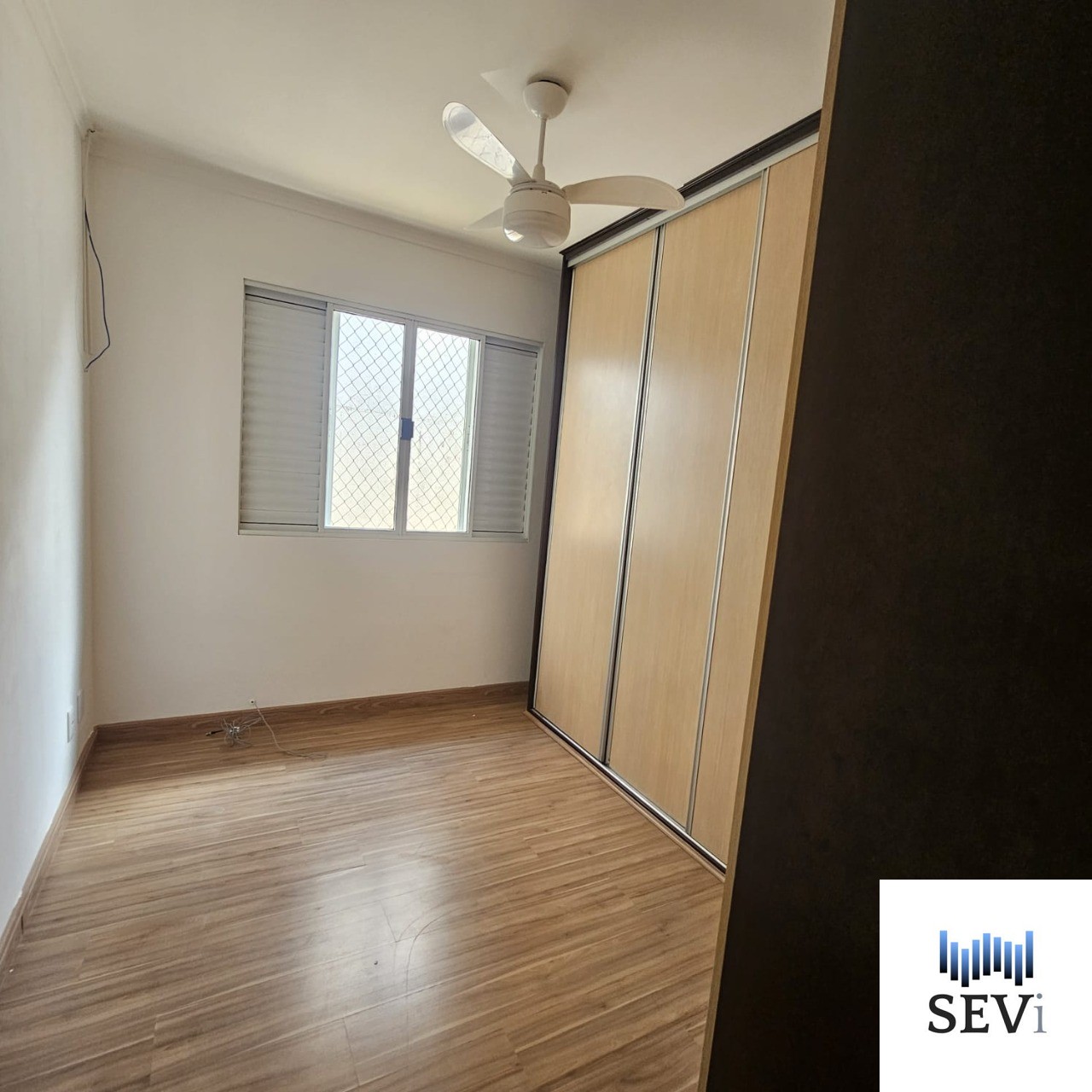 Casa para alugar com 4 quartos, 300m² - Foto 37