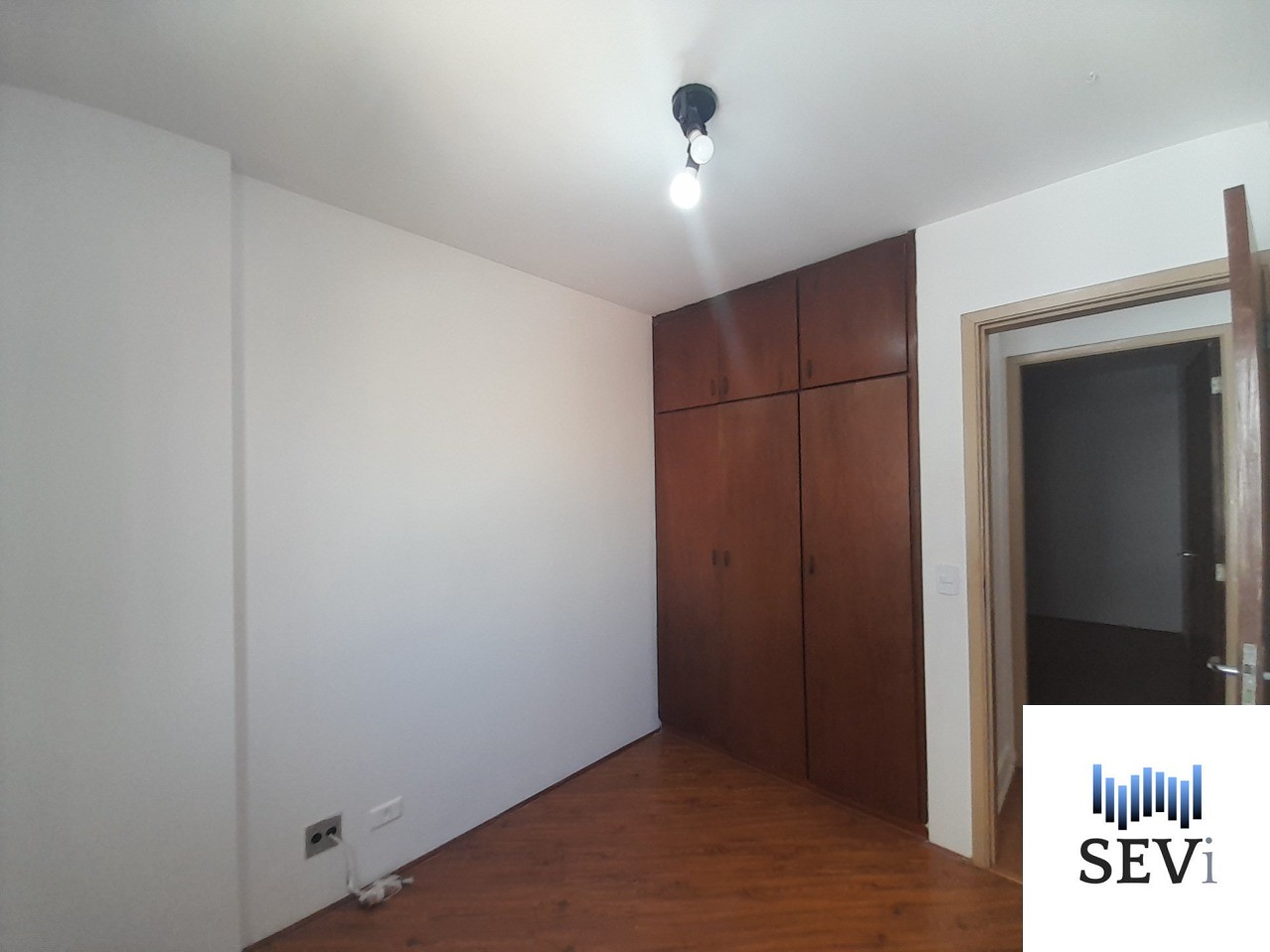 Apartamento à venda e aluguel com 2 quartos, 76m² - Foto 29