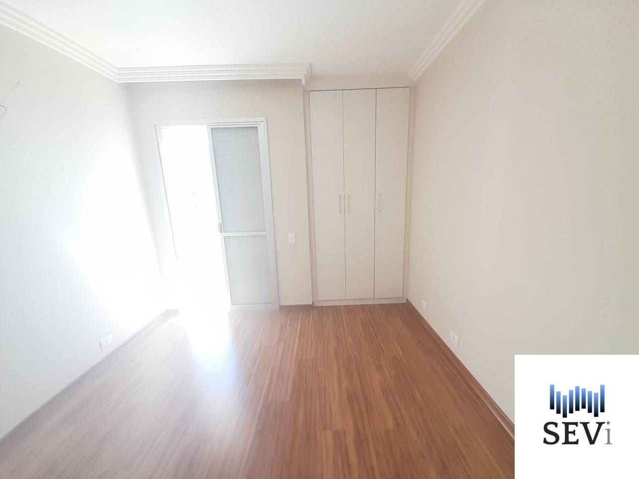 Apartamento à venda com 2 quartos, 80m² - Foto 34