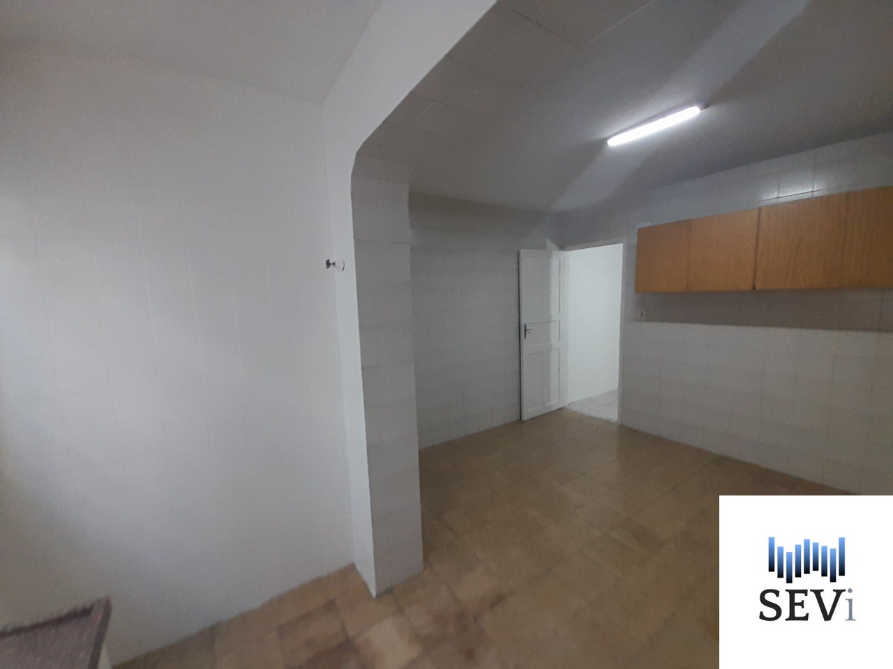 Casa para alugar com 2 quartos, 110m² - Foto 25