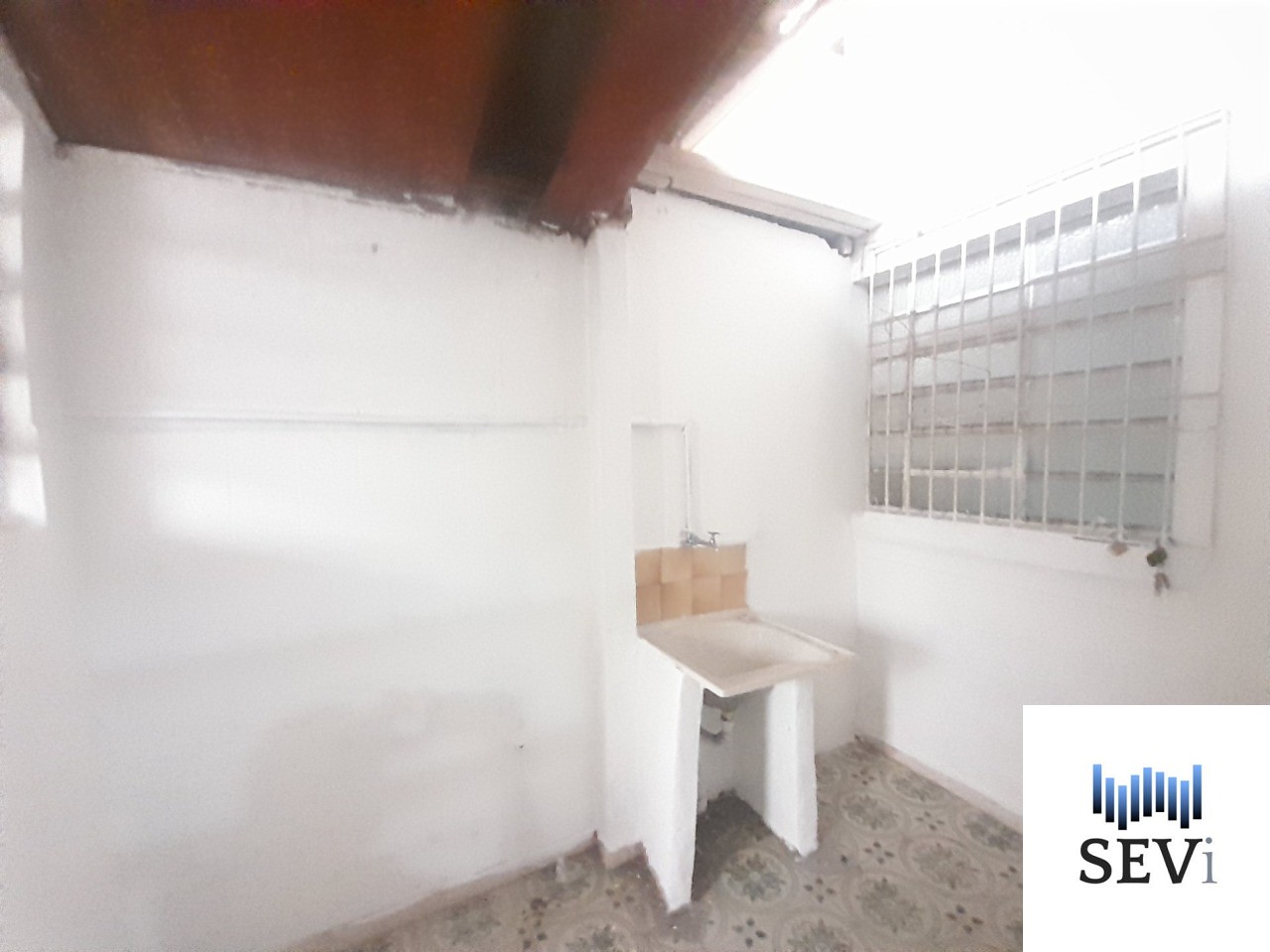 Apartamento à venda e aluguel com 1 quarto, 35m² - Foto 1