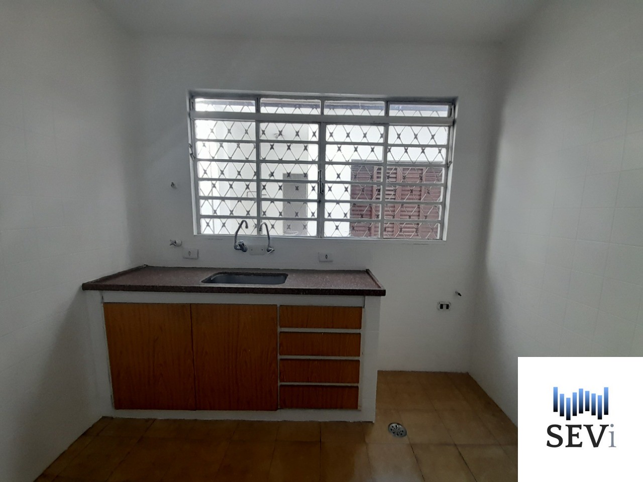 Casa para alugar com 2 quartos, 110m² - Foto 16