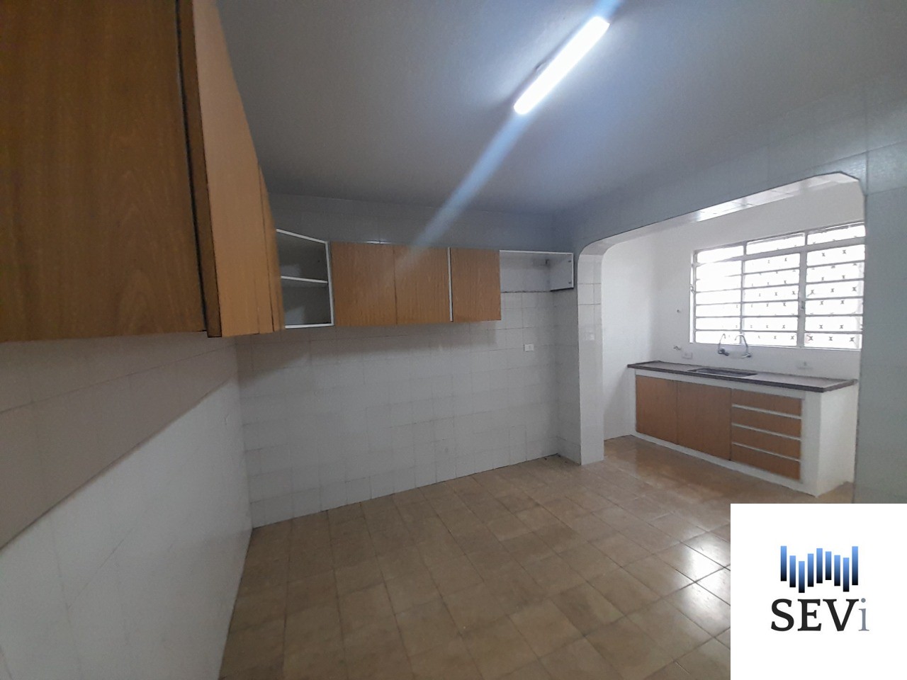 Casa para alugar com 2 quartos, 110m² - Foto 10