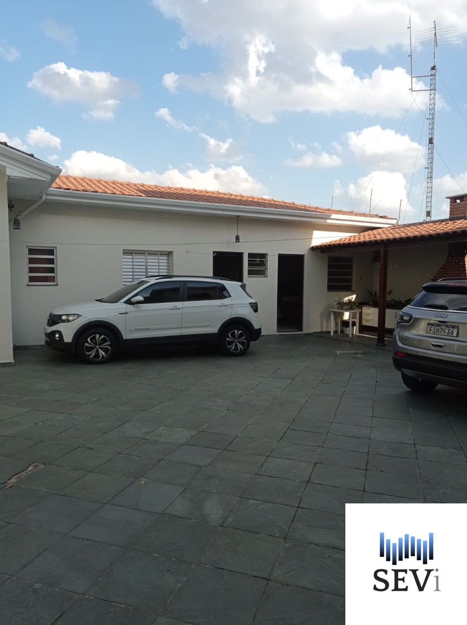 Casa à venda com 4 quartos, 216m² - Foto 9