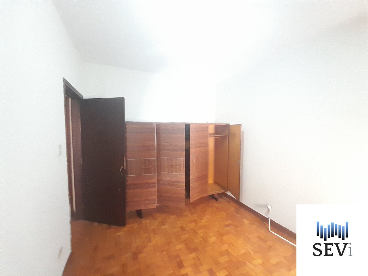 Casa para alugar com 3 quartos, 150m² - Foto 12