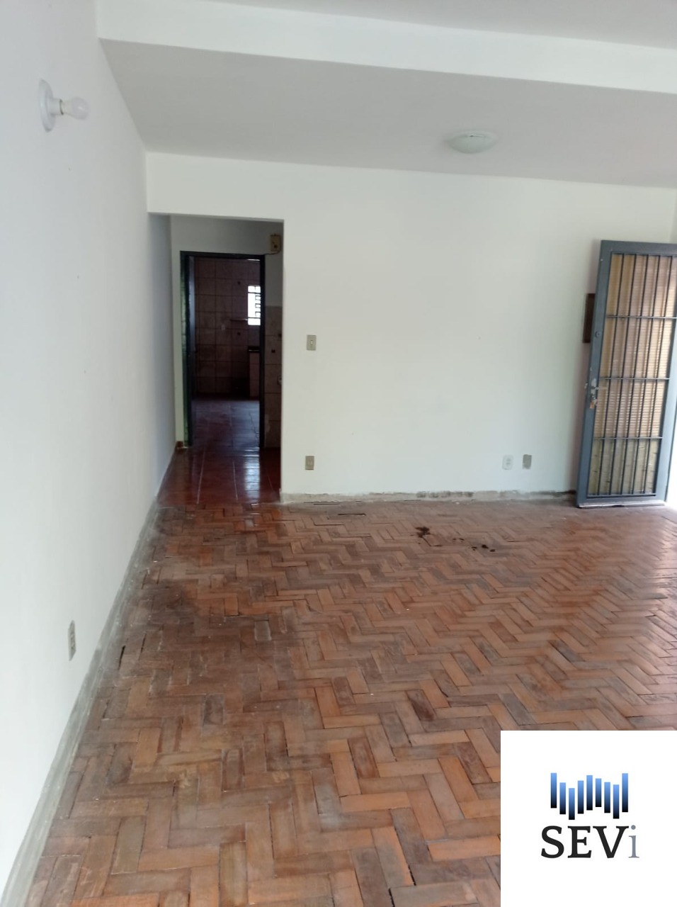 Casa para alugar com 3 quartos, 177m² - Foto 2