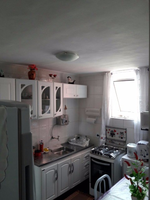 Apartamento à venda com 2 quartos, 40m² - Foto 4