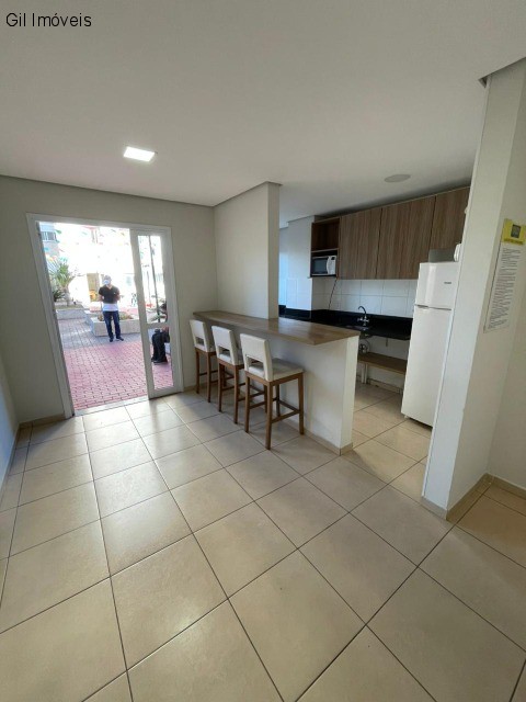 Apartamento à venda com 2 quartos, 37m² - Foto 20