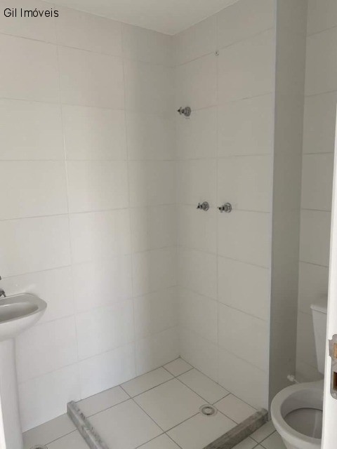 Apartamento à venda com 2 quartos, 42m² - Foto 10