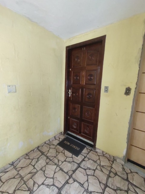 Apartamento à venda com 2 quartos, 48m² - Foto 2