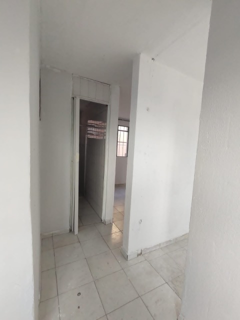 Apartamento à venda com 2 quartos, 46m² - Foto 3