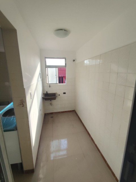 Apartamento à venda com 2 quartos, 48m² - Foto 13