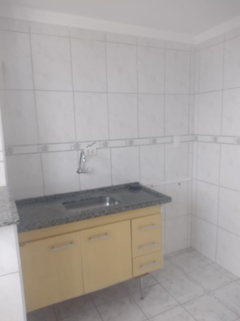 Apartamento para alugar com 2 quartos, 46m² - Foto 6