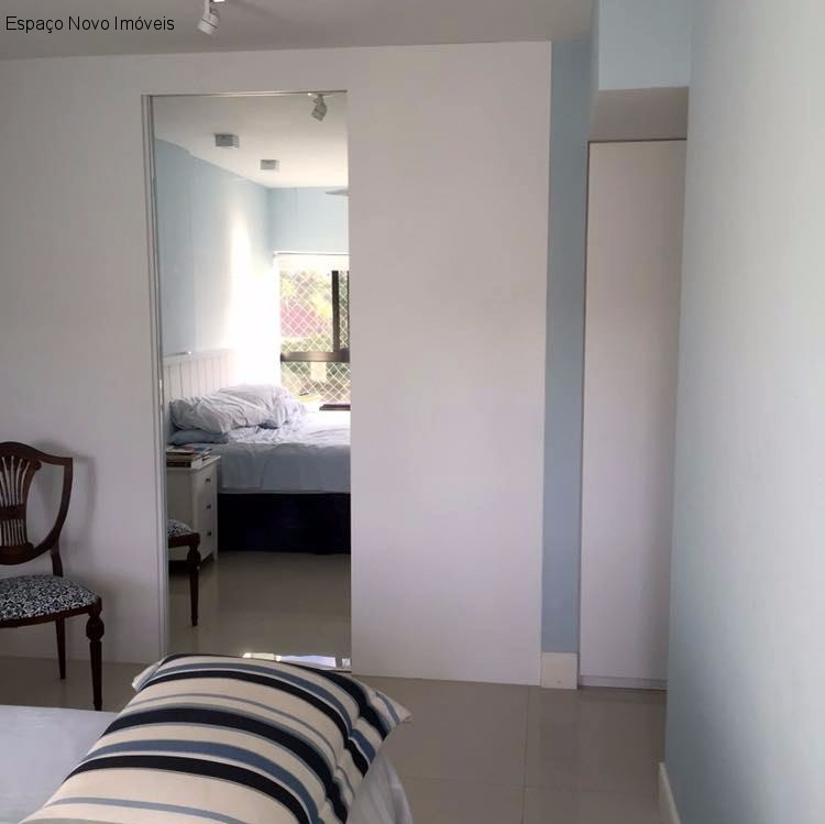 Cobertura à venda com 4 quartos, 250m² - Foto 11