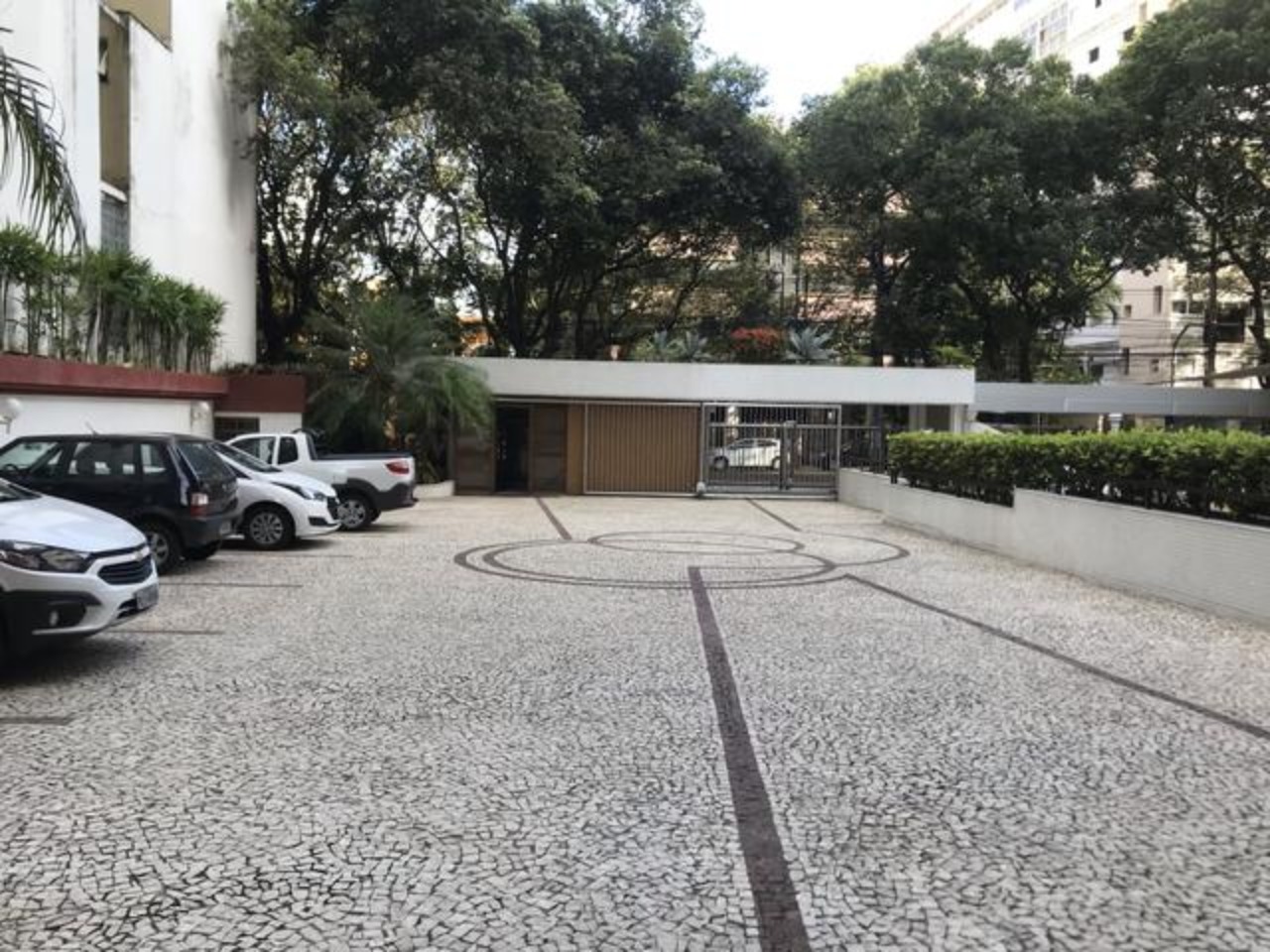 Apartamento à venda com 4 quartos, 185m² - Foto 12