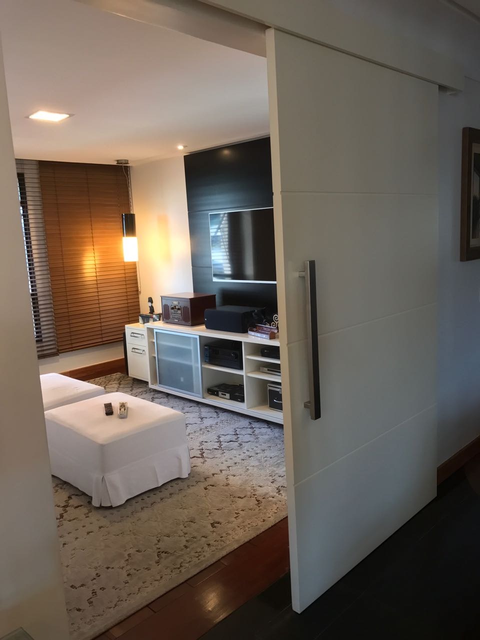 Apartamento à venda com 4 quartos, 225m² - Foto 8