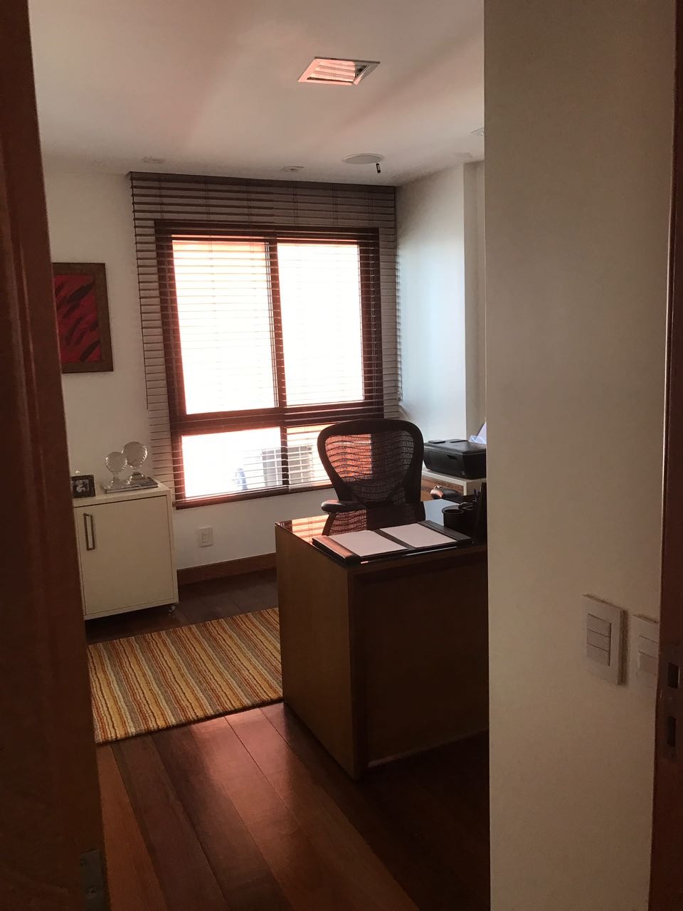 Apartamento à venda com 4 quartos, 225m² - Foto 17