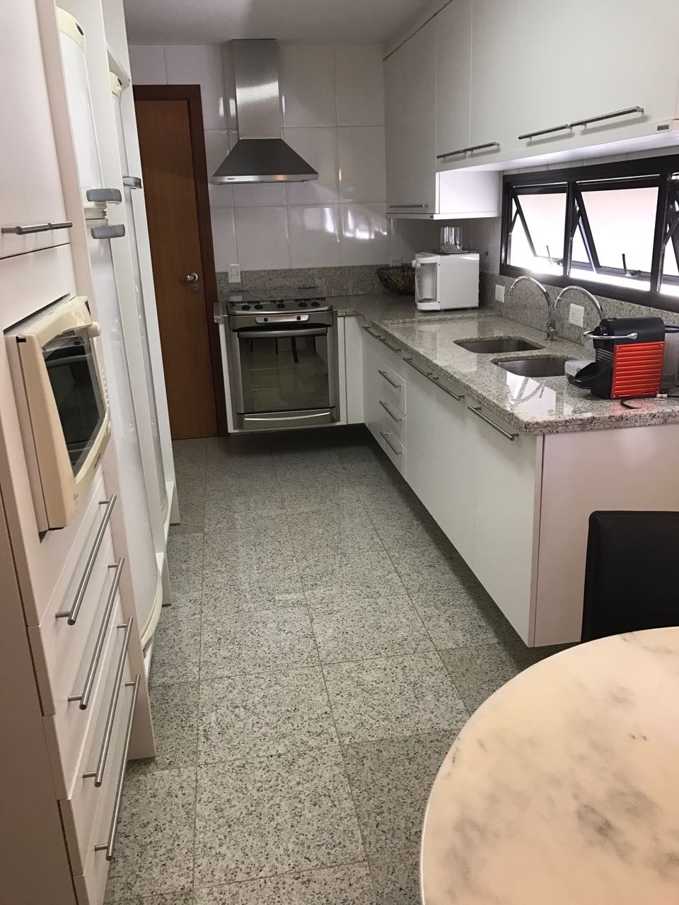 Apartamento à venda com 4 quartos, 225m² - Foto 21