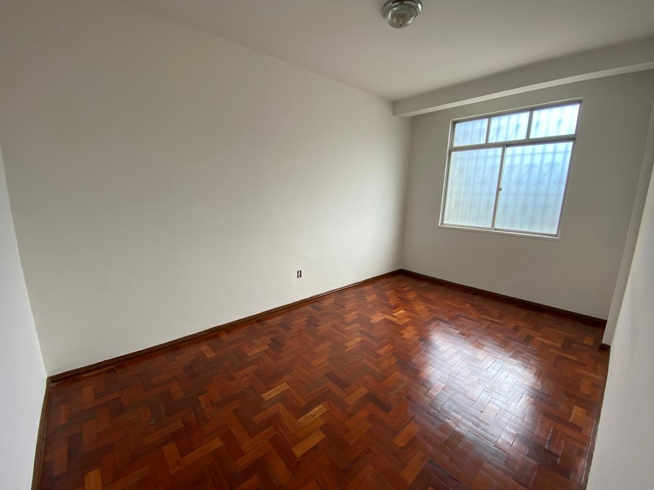 Apartamento à venda com 2 quartos, 78m² - Foto 1