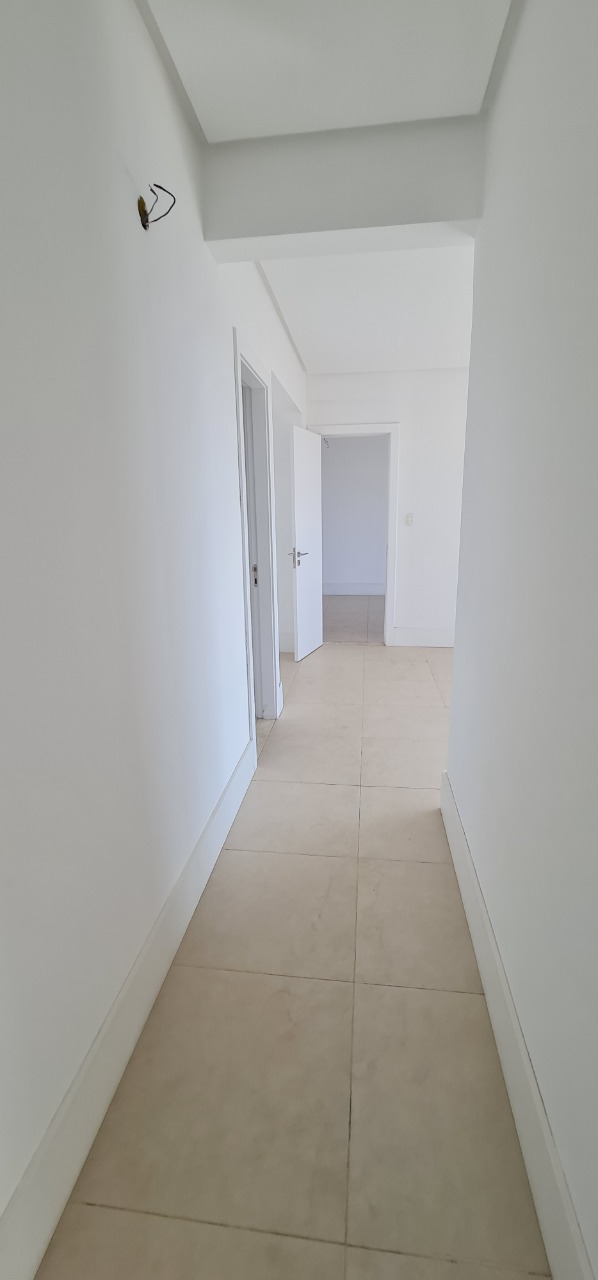 Apartamento à venda com 4 quartos, 295m² - Foto 8