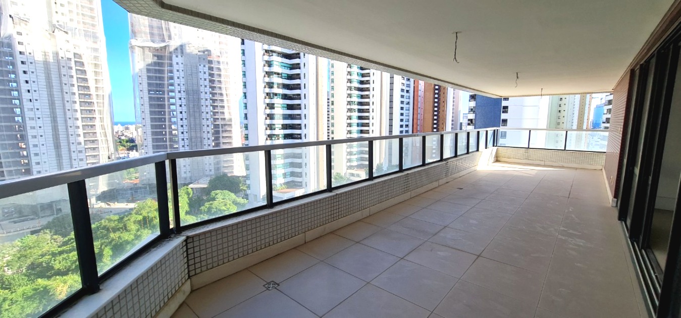 Apartamento à venda com 4 quartos, 295m² - Foto 1