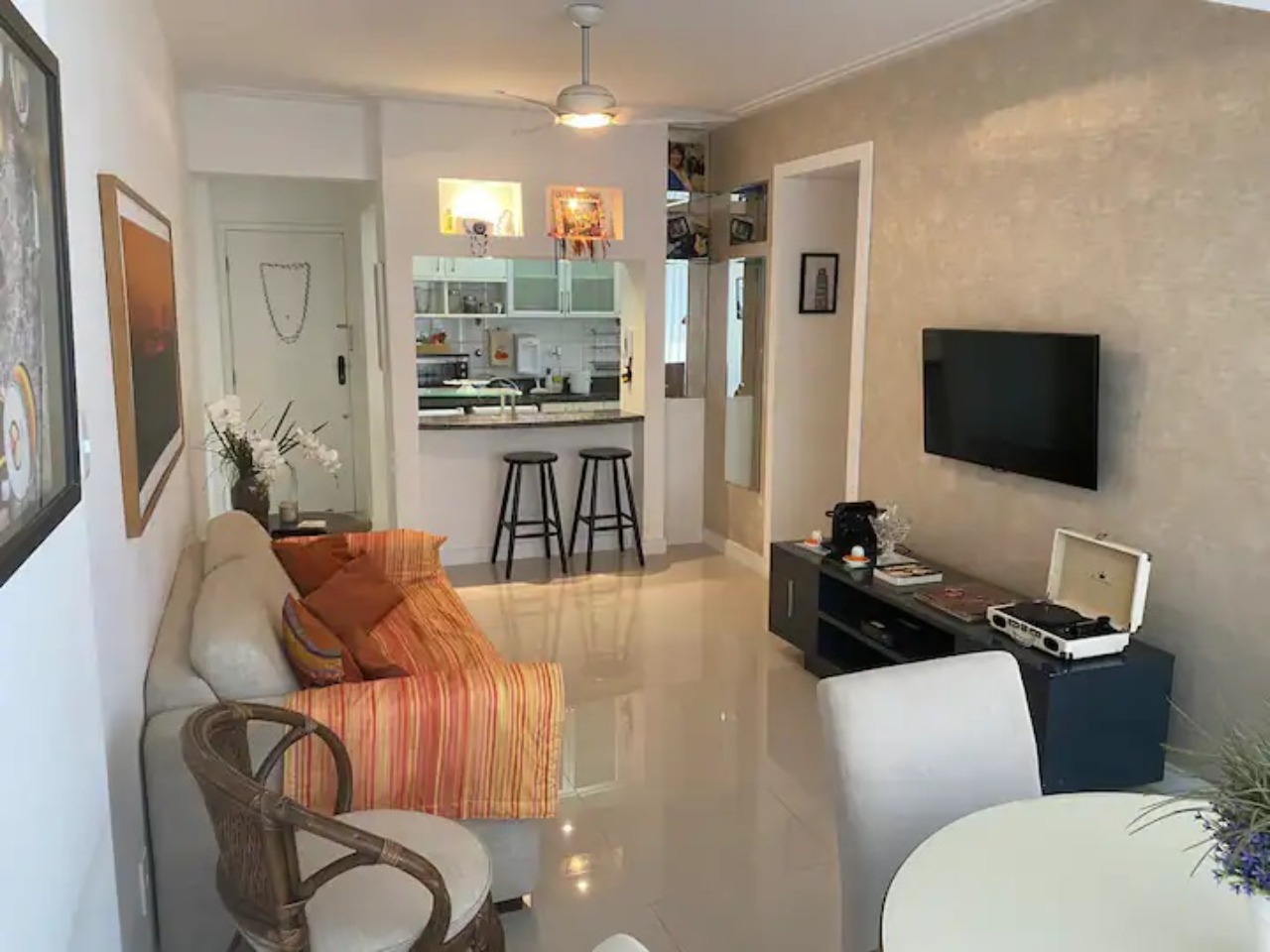 Apartamento à venda com 1 quarto, 46m² - Foto 5