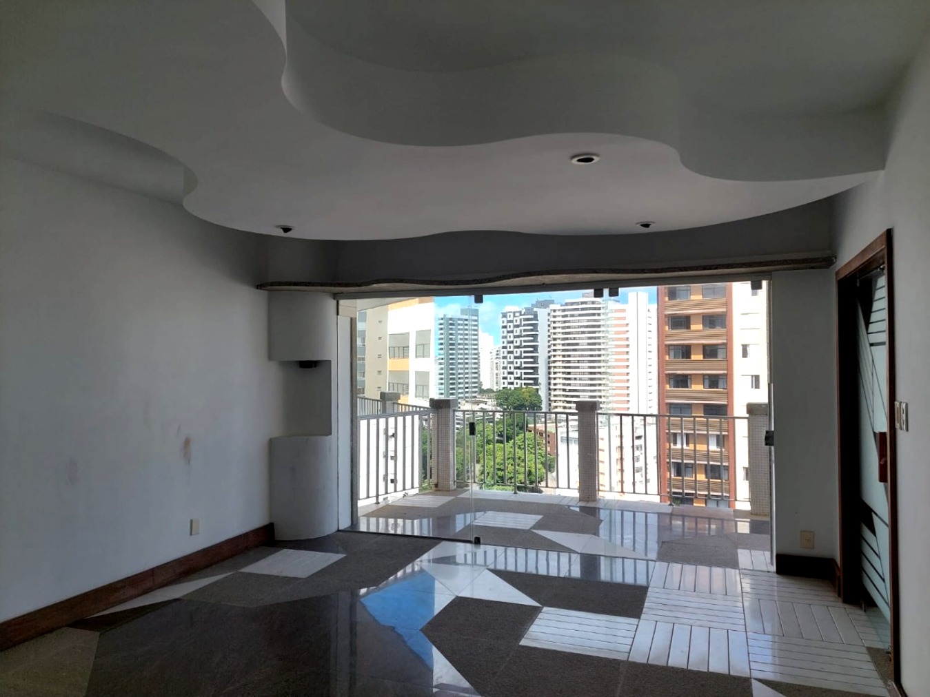 Apartamento, 4 quartos, 265 m² - Foto 1