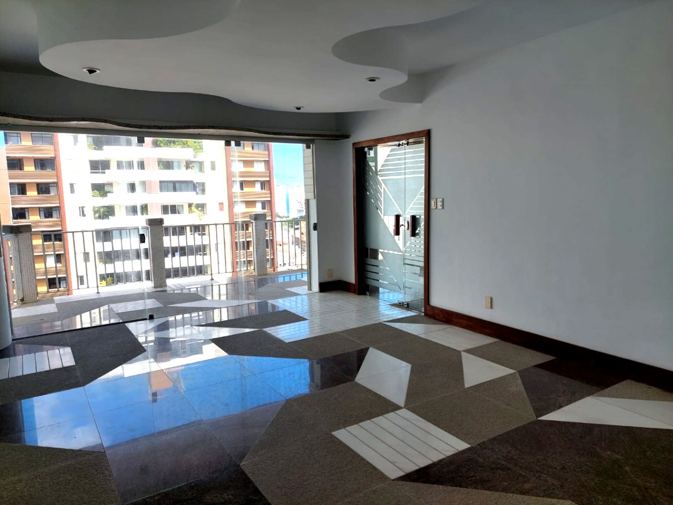 Apartamento, 4 quartos, 265 m² - Foto 2