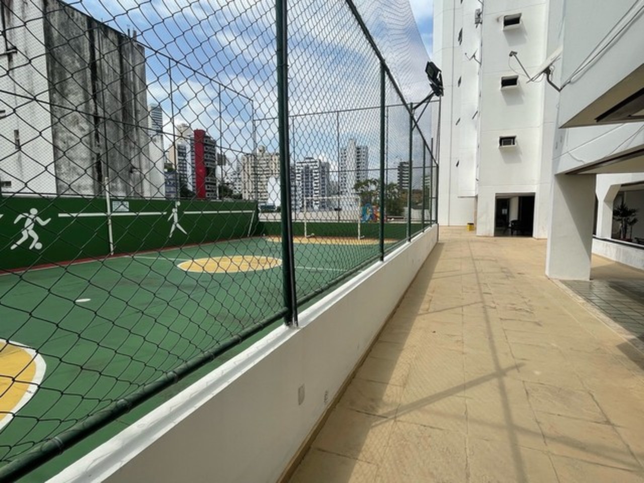 Apartamento à venda com 2 quartos, 110m² - Foto 18