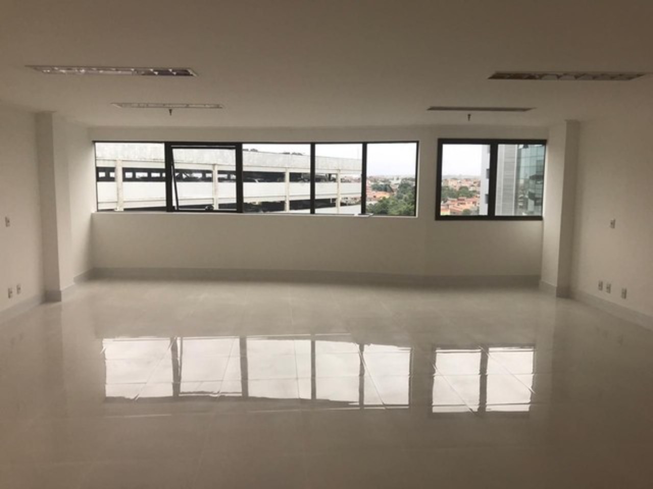 Conjunto Comercial-Sala à venda, 73m² - Foto 3