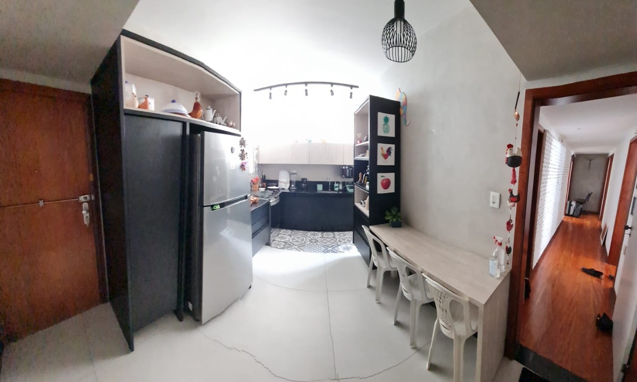 Apartamento à venda com 3 quartos, 130m² - Foto 13