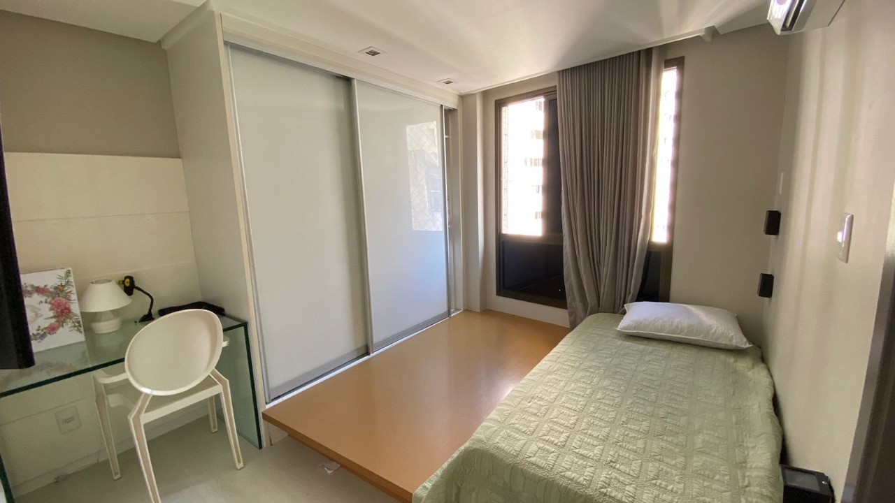 Apartamento à venda com 3 quartos, 181m² - Foto 8