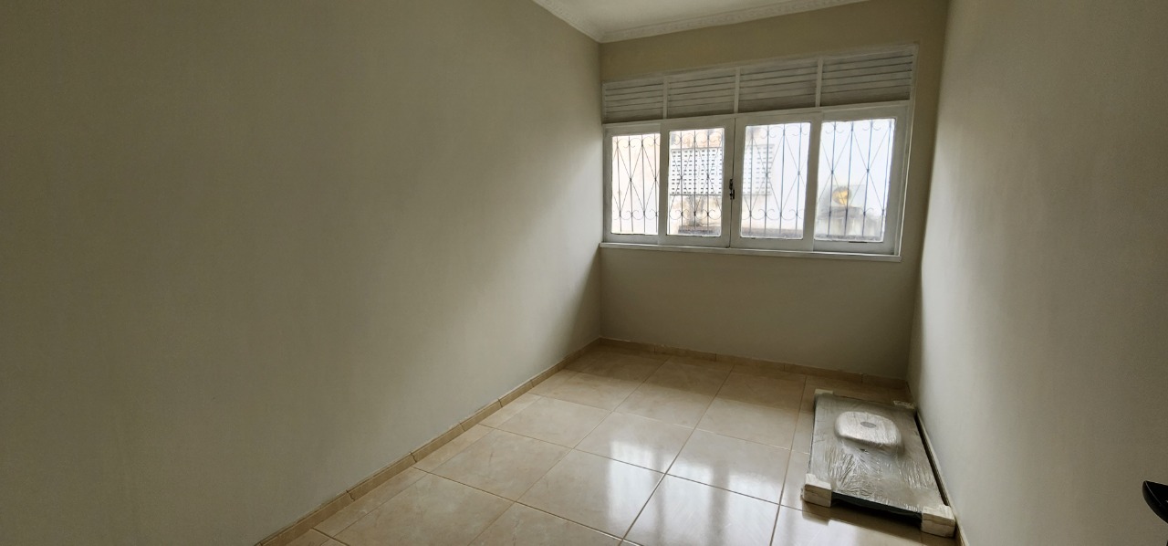 Apartamento para alugar com 2 quartos, 80m² - Foto 18