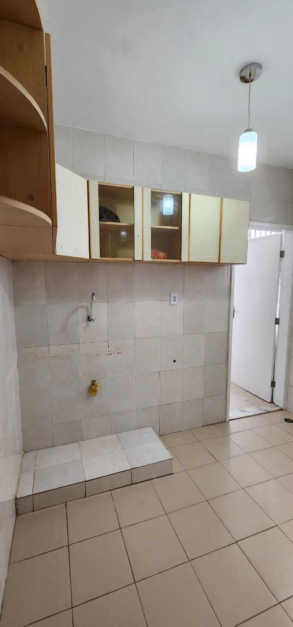 Apartamento para alugar com 2 quartos, 80m² - Foto 9