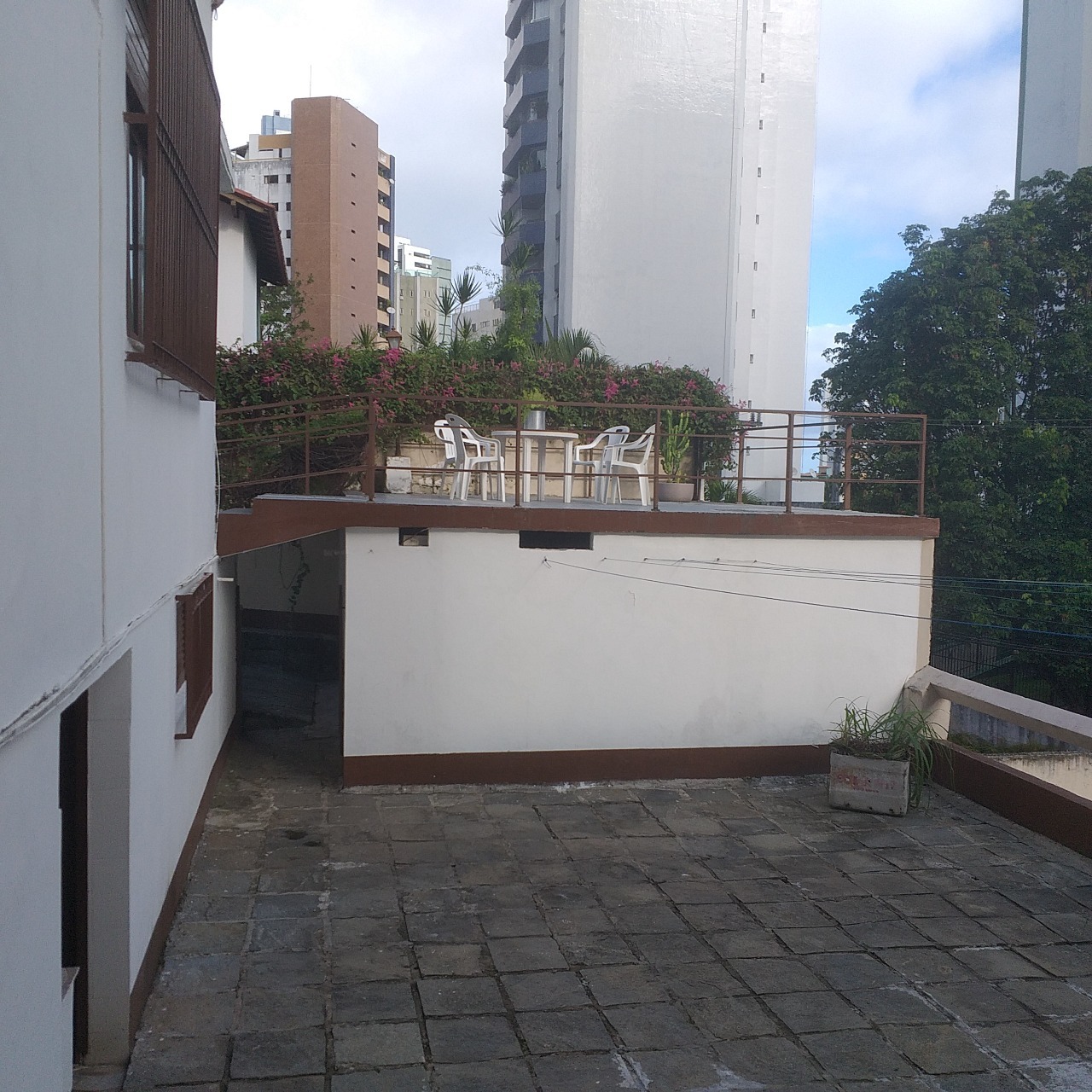 Casa para alugar com 3 quartos, 610m² - Foto 20