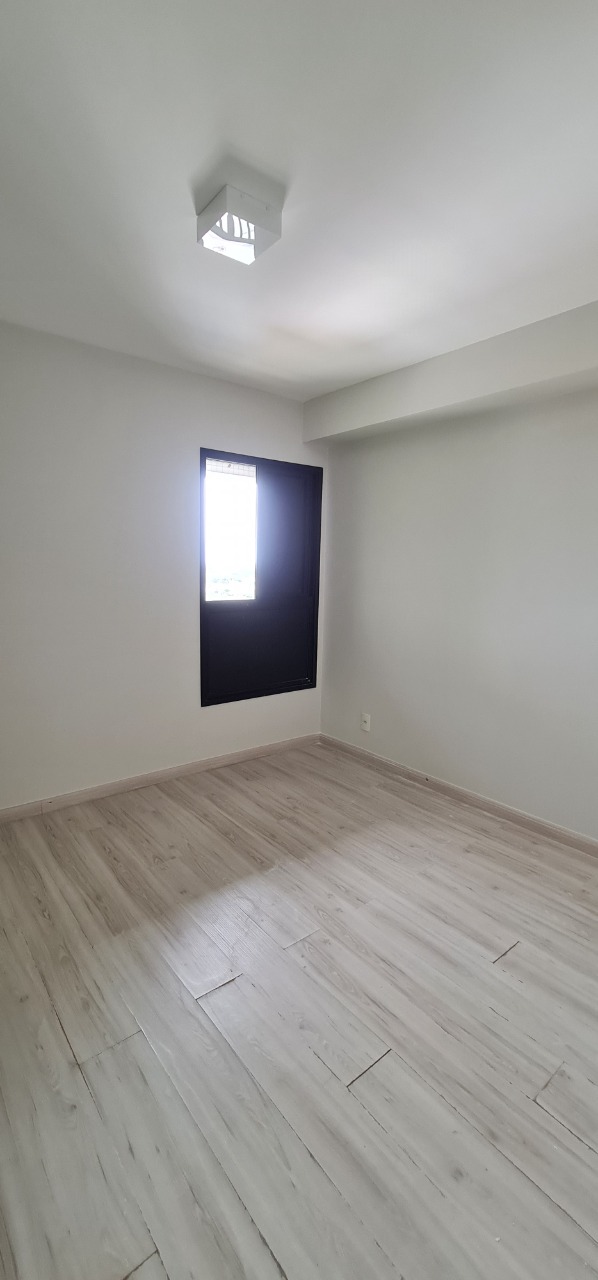 Apartamento à venda com 1 quarto, 60m² - Foto 8